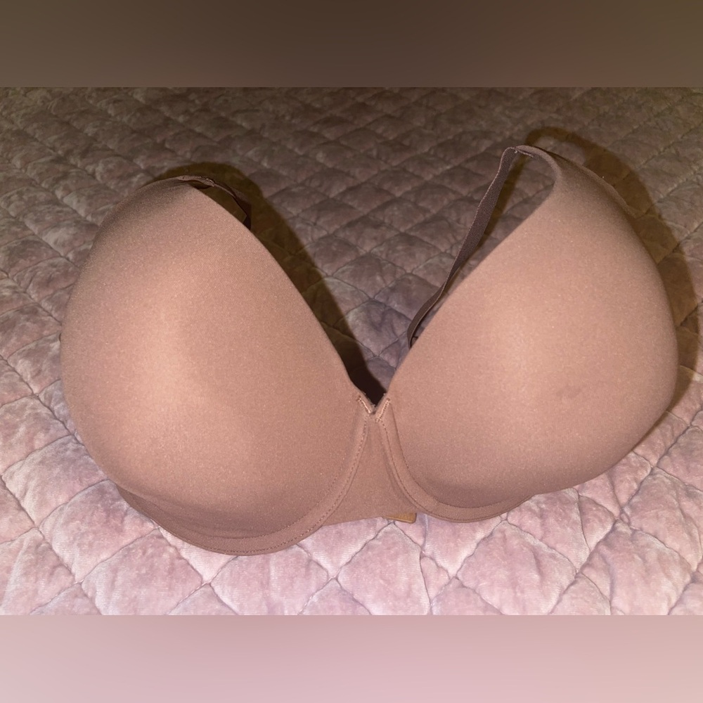 SKIMS “fits everybody” bra in color “jasper” size 32DDDD